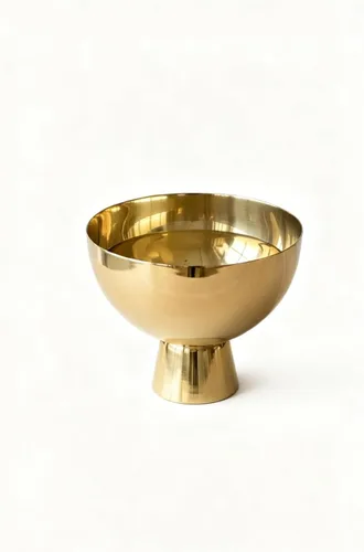 Serene Spaces Living Cuenco pequeño de pedestal dorado, jarrón decorativo de compota para centro de mesa, jarrón de metal para decoración del hogar