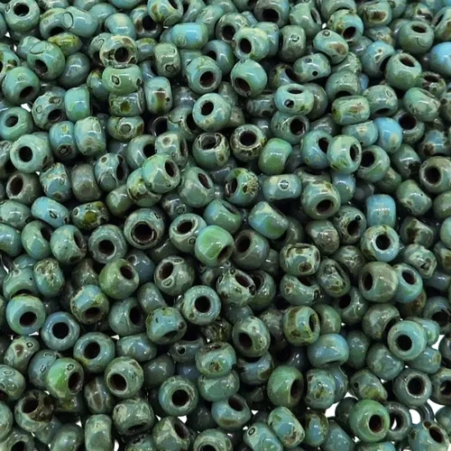 Vista 4 de Miyuki Cuentas redondas de semillas de Rocailles, tamaño 8/0 (0.118 in), verde espuma de mar Picasso, 0.78 oz, fabricado en Japón