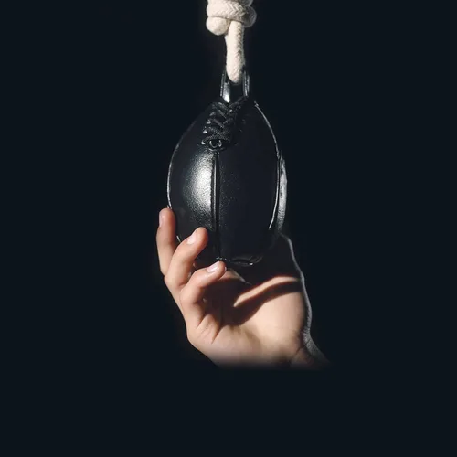 Vista 3 de INNOLIFE Bolsa de boxeo, Dodge Hide Speed Ball para entrenamiento de reflejos, kickboxing, entrenamiento de péndulo de MMA