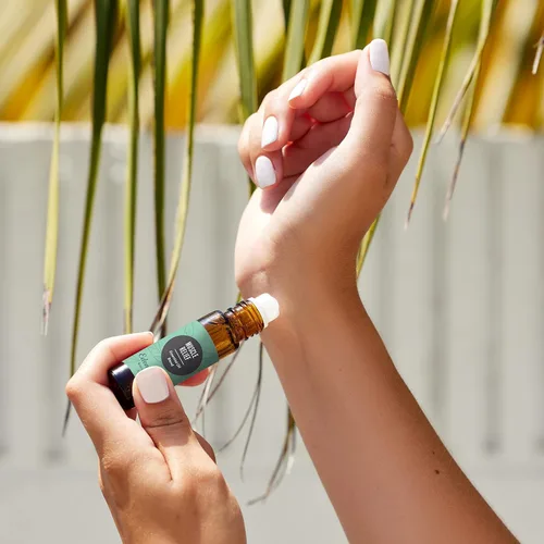 Vista 26 de Edens Garden Rose- Bulgarian Absolute Essential Oil Roll-On- 100% Pure Premium Grade, Natural, Therapeutic, Aromatherapy, Kid & Skin Safe, The Best