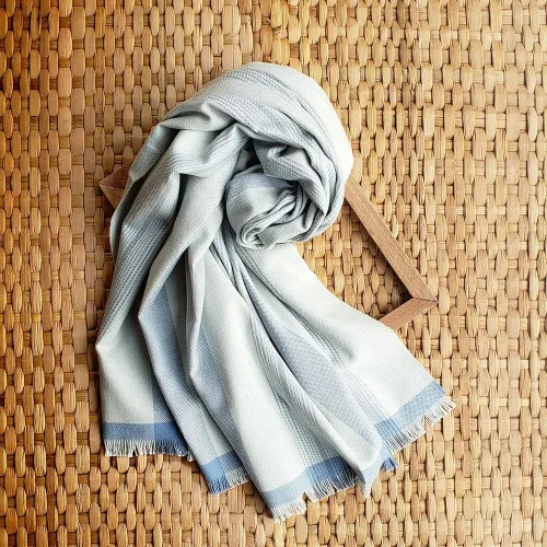 Vista 9 de Andean Vertical Lines - Manta de mezcla de algodón de alpaca, tejida suave y cálida, diseño de rayas, 72 x 52 pulgadas (azul cielo/azul)