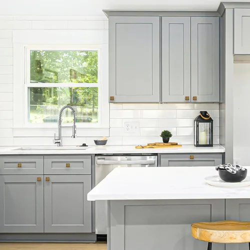 Vista 6 de Perillas de Gabinete de Latón Antiguo Cuadradas para Gabinetes y Cajones Accesorios de Cocina Paquete de 5