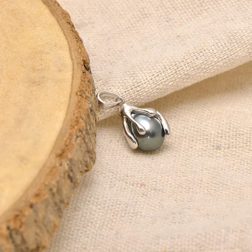 Vista 4 de Collar con colgante de perlas negras de Tahití cultivadas de plata esterlina 925, chapado en oro blanco