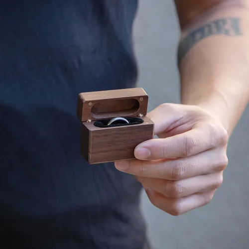 Vista 13 de MUUJEE You Are My Universe Engraved Wooden Ring Box, Slim Engagement Proposal Ring Holder, Wedding Ceremony Ring Bearer Box, Fiance Gift Ideas