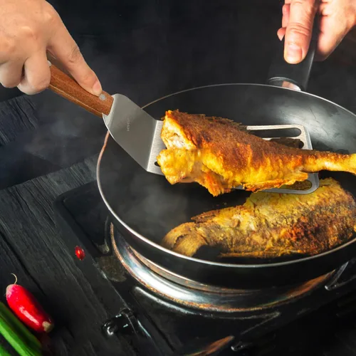 Vista 8 de Paquete de 2 espátulas de pescado desplazadas, espátulas ranuradas de acero inoxidable para voltear, girar, freír y asar, espátulas ranuradas