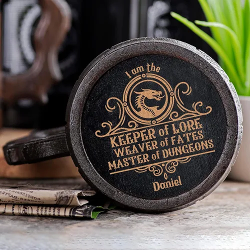 Vista 5 de Dungeon Master Mug 17oz Keeper of Lore, Weaver of Fates DM Mug DnD Gift Dungeons and Dragons Party Wooden Beer Mug Personalized D&D Gift Beer Stein