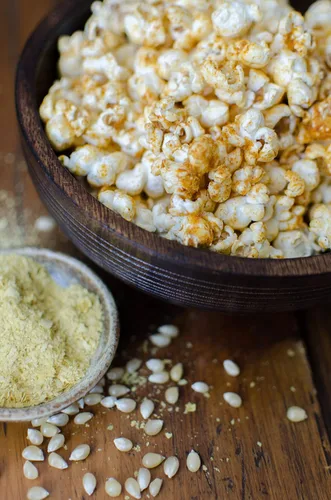 Vista 6 de Bob's Red Mill Palomitas de Maíz Blancas, 30 oz (Paquete de 1) - Sin OGM, Grano Entero, Vegano, Kosher