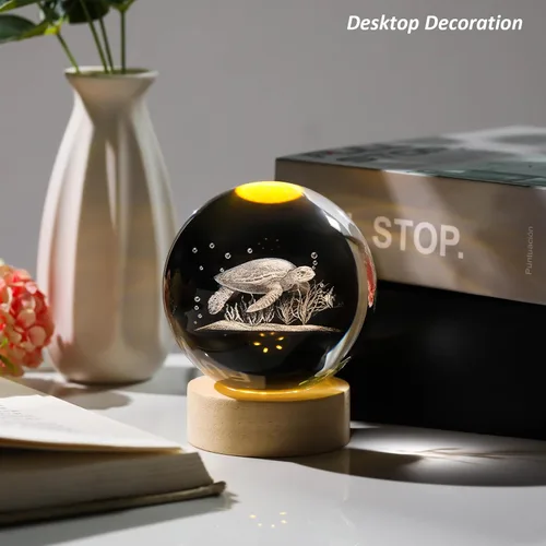Vista 3 de Arikyrist Lámpara de bola de cristal de tortuga marina 3D con base de madera, grabado con láser 3D, decoración de tortuga marina de cristal, adornos