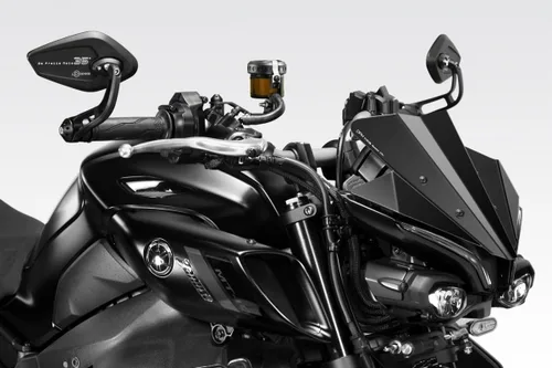 Vista 2 de MT10 2022/25 – Parabrisas Stealth (R-0745) – Parabrisas de aluminio – Accesorios incluidos – Fácil instalación – Accesorios De Pretto Moto