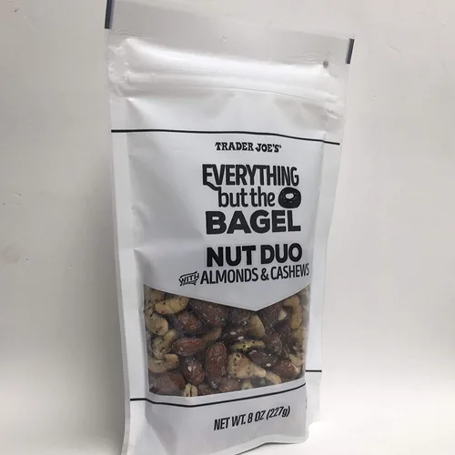 Vista 3 de Trader Joe's Everything But The Bagel Nut Duo con almendras y anacardos, paquete de 2