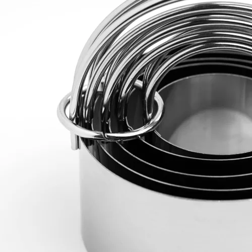 Vista 3 de Cookie Cutter Kingdom, Cortadores de galletas de Halloween, paquete de 2, acero inoxidable, hermoso acabado recubierto, molde para pasteles