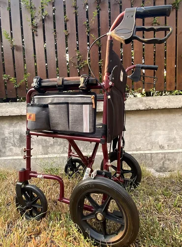 Vista 2 de PF - Accesorios para sillas de ruedas, bolsas impermeables para colgar de lado con organizadores de almacenamiento de líneas brillantes