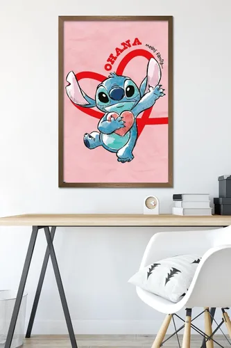 Vista 6 de Trends International Disney Lilo and Stitch - Póster de pared de corazones Versión con marco de bronce