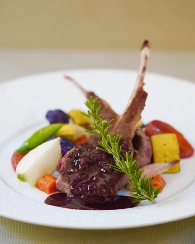 Vista 7 de Pasta japonesa de ciruela Umeboshi con shiso (8.8 oz/250g) - Ciruela encurtida, sin gluten, vegana, salsa de ciruela asiática, comida japonesa