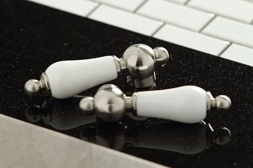 Vista 2 de Kingston Brass KBH1608PL Manija de una pieza para llave fría y caliente para KB1608PL KB1798PLBS 1978PL, níquel cepillado