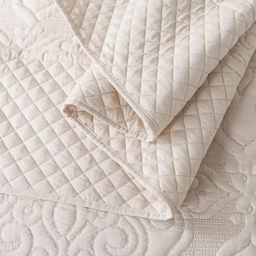 Vista 8 de NEWLAKE - Juego de cubrecama reversible de microfibra bordada con patrón floral en relieve en jacquard beige, tamaño queen