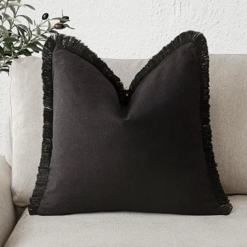Vista 19 de Foindtower Fundas de almohada decorativas de lino con flecos, acogedora funda de cojín bohemia estilo farmhouse con borlas, funda de almohada