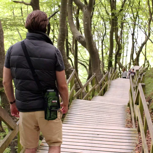 Vista 5 de Wild Wolf Outfitters El mejor soporte para botellas, número 1, para botellas de 1.18 litros. Lleva, protege y aísla tu cantimplora con este