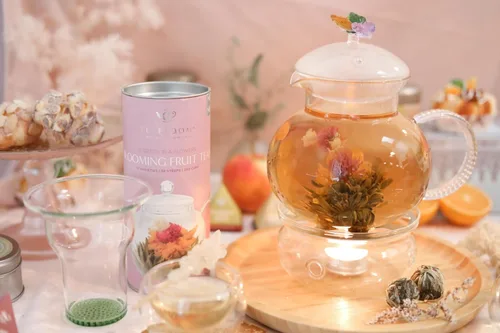 Vista 4 de Té floreciente Teabloom, juego de té con 12 frutas clasificadas