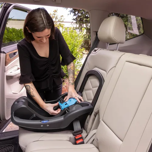 Vista 5 de Diono LiteClik 30 R SafePlus Asiento y base de automóvil para bebés, orientado hacia atrás para bebés de 4-13.6 kg, ingeniería SafePlus