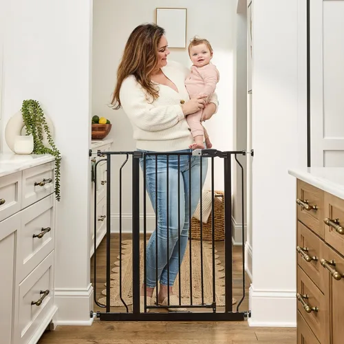 Vista 12 de Regalo Easy Step - Puerta de 38.5 pulgadas de ancho para bebé, incluye kit de extensión de 6 pulgadas, kit de montaje a presión, ventosa de pared
