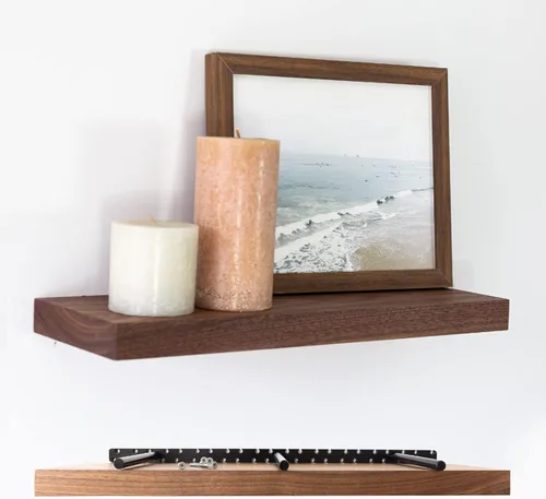 UltraShelf Estante flotante de madera maciza para decoración de pared, nogal, 18 pulgadas de largo x 8 pulgadas de profundidad