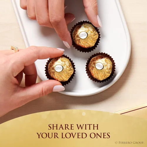 Vista 9 de Ferrero Rocher - Caja de regalo gourmet de chocolate con leche con avellana, 16 unidades envueltas individualmente, 7 onzas