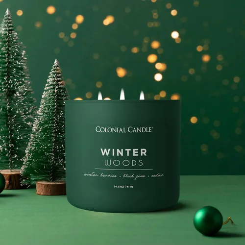 Vista 5 de Colonial Candle Winter Woods - Vela perfumada en frasco, colección Pop of Color, 3 mechas, verde, 14.5 onzas, hasta 60 horas de combustión