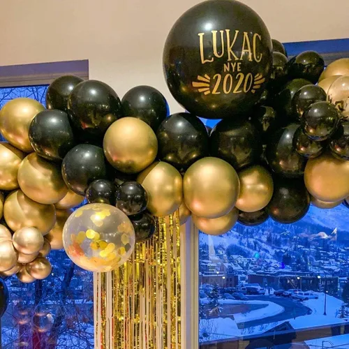 Vista 6 de Globos negros de 5 pulgadas, 50 unidades, globos de látex para fiesta, globos de helio, globos de cumpleaños negros
