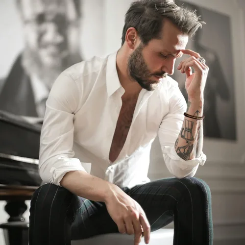 Vista 3 de Pulseras con código morse para hombres y mujeres, pulsera de cuero marrón para hombres, pulsera ajustable con código morse para mujeres y hombres