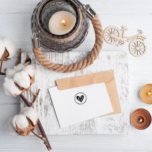 Vista 5 de Zonon 500 sellos transparentes de corazón para sobre, calcomanías de corazón de boda, calcomanías de amor, calcomanías de amor redondas de 1.26 Negro