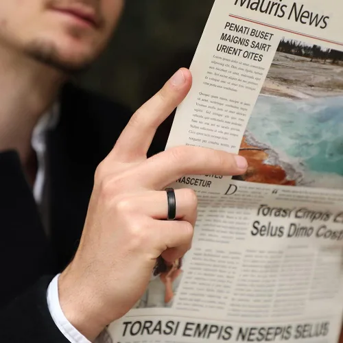 Vista 4 de King Will - Anillo de boda de tungsteno para hombre, disponible en 6mm a 10mm, negroplata, acabado mate, borde pulido biselado, ajuste cómodo