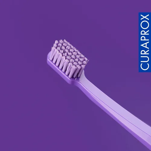 Vista 6 de Curaprox CS 1560 Cepillo de dientes suave con filamentos ultrafinos y cabezal de cepillo de dientes compacto y ligeramente angulado para mejorar