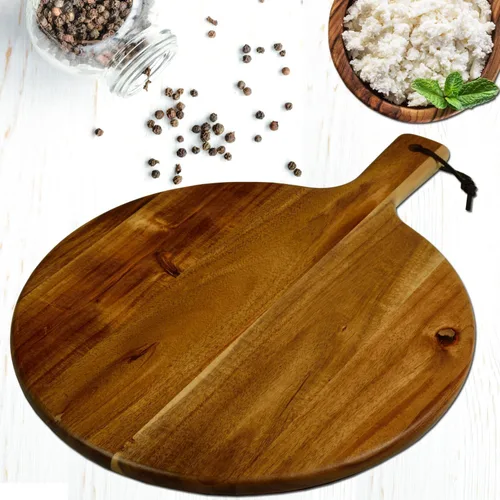 Vista 5 de Picnic at Ascot Tablero personalizado personalizado de corte/embutidos de acacia 12" de diámetro con mango