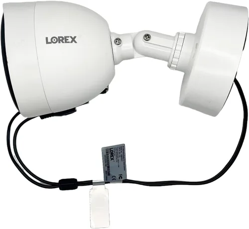 Vista 4 de Lorex Cámara de seguridad inteligente CVI 4K Ultra HD para interiores y exteriores, con cable, de disuasión, con visión nocturna a color, luces LED