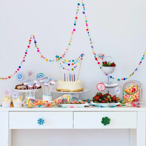 Vista 4 de Outus 100 bolsas de golosinas en forma de cono de 7 x 12 pulgadas, bolsas transparentes de celofán cello medianas para dulces y palomitas de maíz