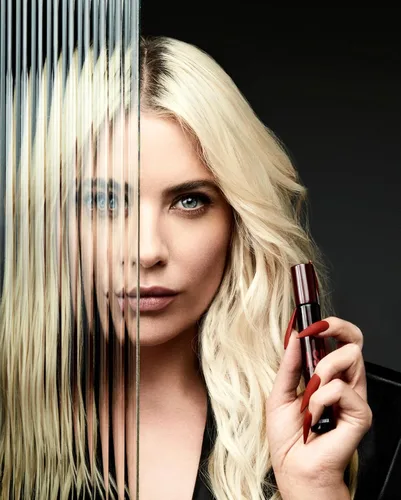 Vista 2 de Ash by Ashley Benson The Eighth, 0.27 oz - EDP Spray - Perfume para mujer - Aroma de elegancia parisina - Notas de bergamota, almizcle suave