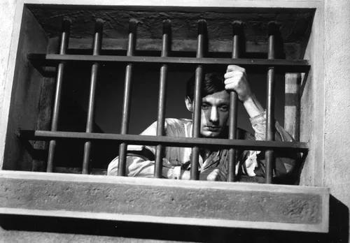 Vista 2 de A Man Escaped (The Criterion Collection) Blu-ray
