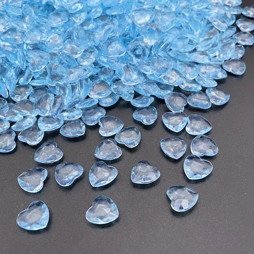 Vista 3 de Corazones acrílicos, 1000 corazones pequeños de plástico, pequeños corazones de plástico para decoración del día de San Valentín, rellenos de jarrón