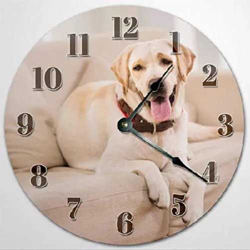 ArogGeld Reloj de pared vintage de granja – Perro de laboratorio amarillo de 10 pulgadas en sofá, funciona con pilas, sin tictac, reloj de pared