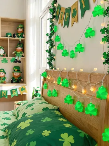 Vista 8 de Guirnalda de luces de trébol, 8.5 pies para decoración del día de San Patricio con 10 luces de trébol verde, luces de hadas de trébol conectables