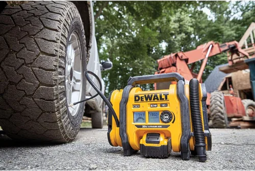 Vista 8 de DEWALT Inflador de neumáticos, compresor de aire portátil de 20V MAX, bomba de aire para automóvil con apagado automático, luz LED, solo herramienta