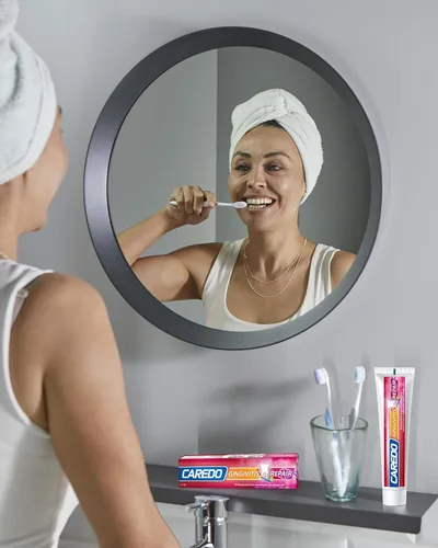 Vista 6 de CAREDO Pasta de dientes para gingivitis, reparación de encías sangrantes, tratamiento de encías inflamadas para sensibilidad de las encías