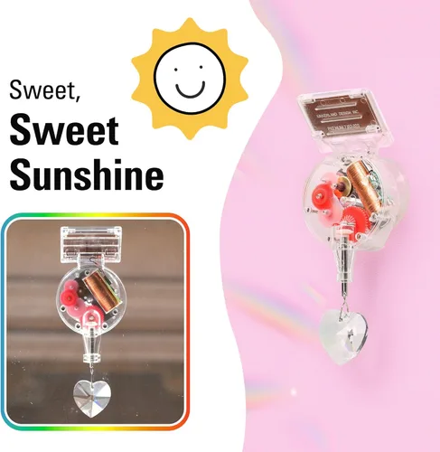 Vista 26 de Kikkerland Fabricante de arco iris con energía solar, atrapasoles de prisma, decoración divertida para ventanas del hogar, regalo único para Navidad