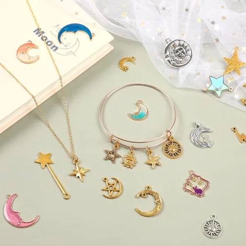 Vista 4 de SANNIX 120 Piezas Dijes Mixtos de Sol Estrella Luna para Hacer Joyas Dijes Colgantes de Esmalte Dorado para Collar Pulsera DIY Suministros