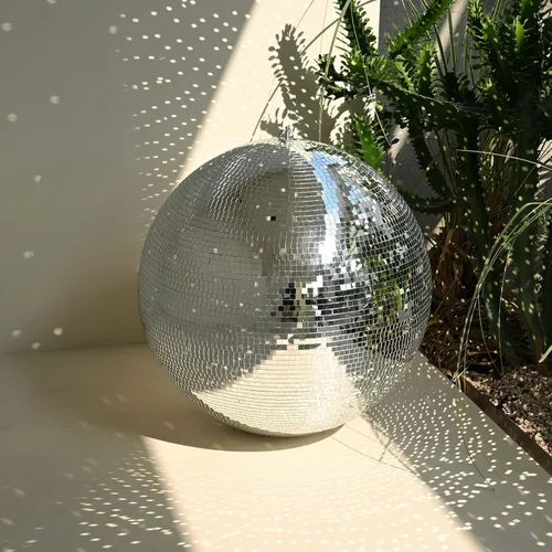 Vista 36 de Yescom Juego de 8 bolas de discoteca de 7/12/16/20/24 pulgadas, bolas de espejo surtidas, decoración de vidrio para colgar para fiestas de los años