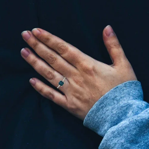 Vista 5 de Clara Pucci Anillo de aniversario de 1,6 quilates con diseño de topacio azul real natural de corte cojín para boda de boda art déco, oro blanco