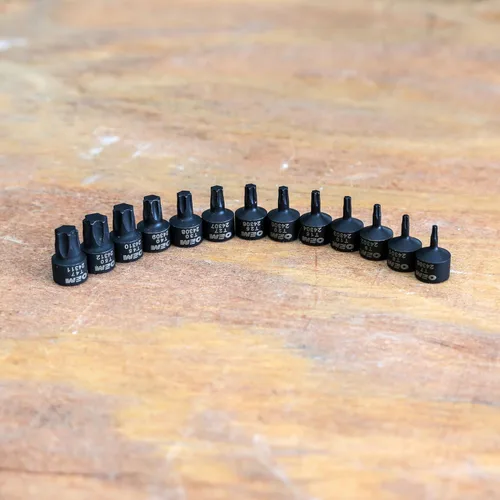 Vista 6 de OEMTOOLS 24293 Stubby Torx Juego de dados Torx de 13 piezas Juego de 1/4 pulgadas para extracción de sujetadores de espacio reducido, incluye