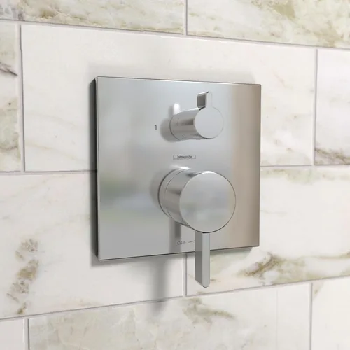 Vista 2 de hansgrohe Ecostat Válvula de presión de balance moderno para ducha con desviador en cromo, 15862001