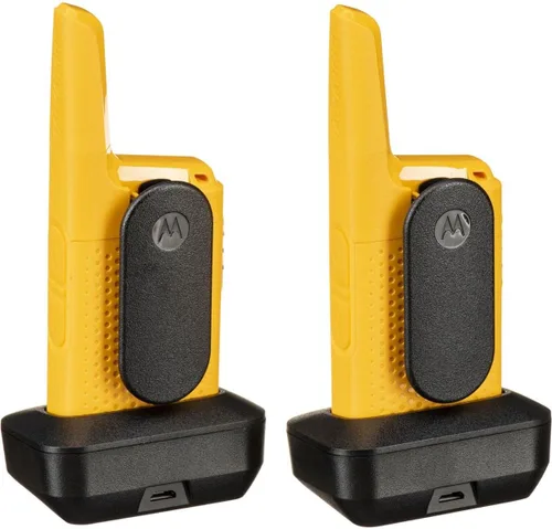 Vista 3 de Motorola Solutions, FRS portátil, T380, Talkabout, radios bidireccionales, recargable, con base de carga, 22 canales, 25 millas, amarillo, paquete